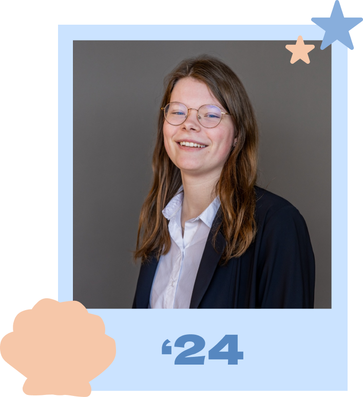 Een persoonlijke foto van Rianne omringt door illustraties